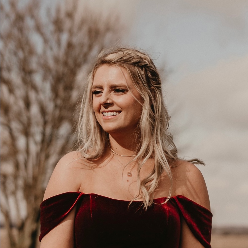 Meet your Posher, Bailey